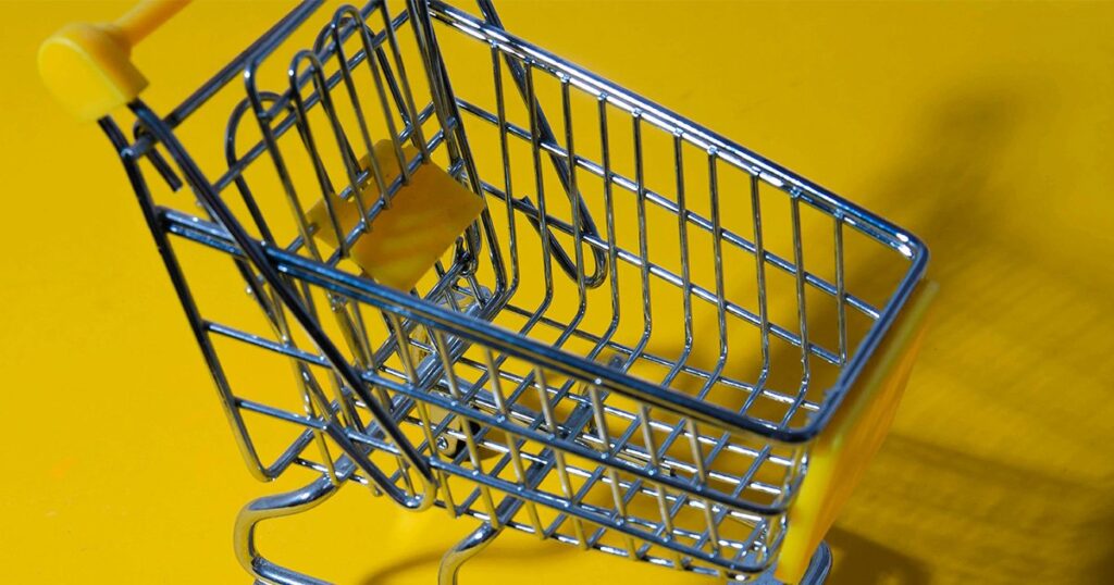 MIO varnar för falsk webbshop